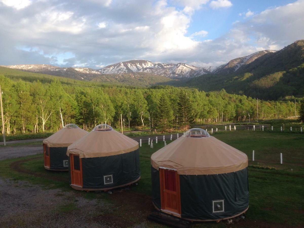 The Yurts At Margo'S Garden, Kiroro Hotel Akaigava Kültér fotó
